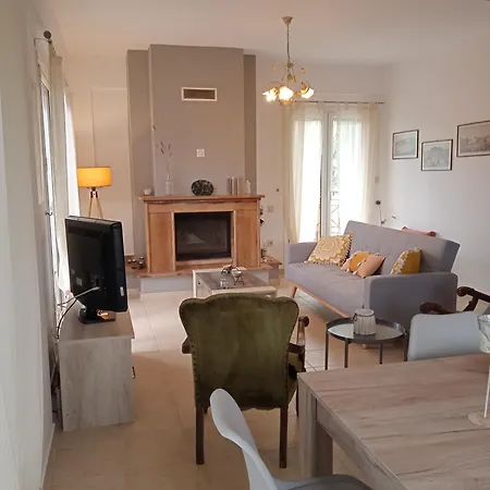 Paulina's House Apartment Politika